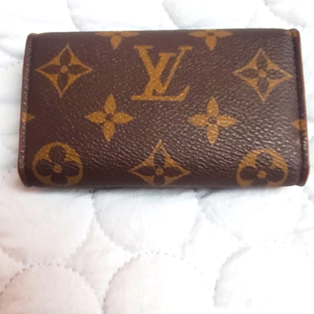 LV crossbody and small wallet - Picture 12 of 12